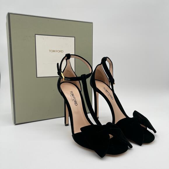 TOM FORD | Velvet Brigitte Sandal in Black T-Strap Open Toe Bow Heels 40 / 8.5 - Picture 3 of 16